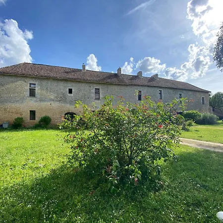 La Maison Noble Champagné-le-Sec